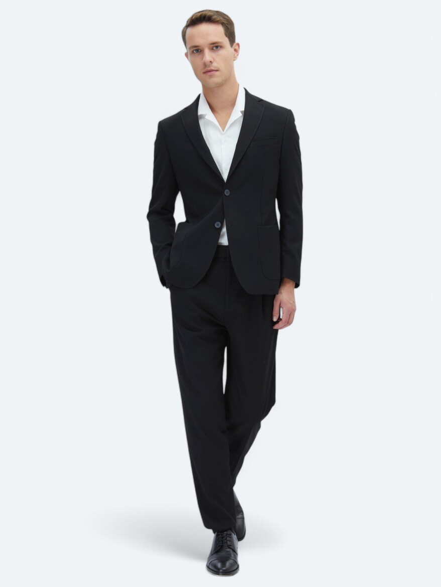 Black Plain Fitted Fit Suit - 1