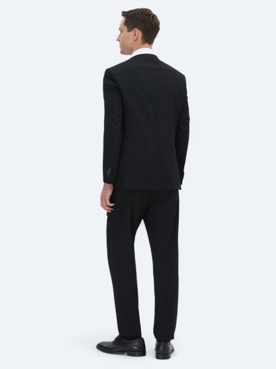 Black Plain Fitted Fit Suit - 8