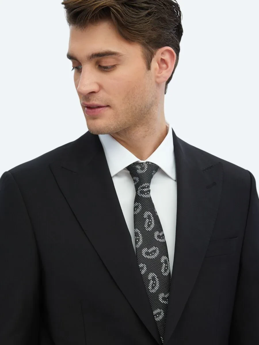 Black Plain Modern Fit Wool Blended Suit - 3