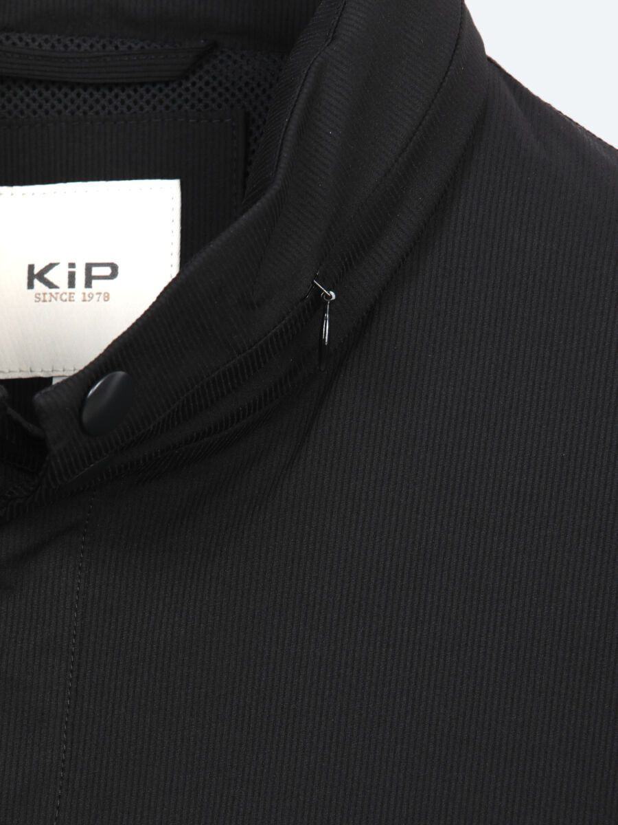 Black Plain Regular Fit Lightweight Jacket - 7