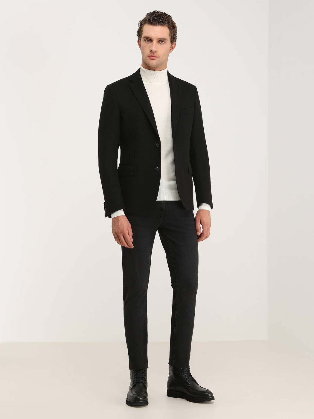 Black Plain Regular Fit Wool Blended Jacket - 2