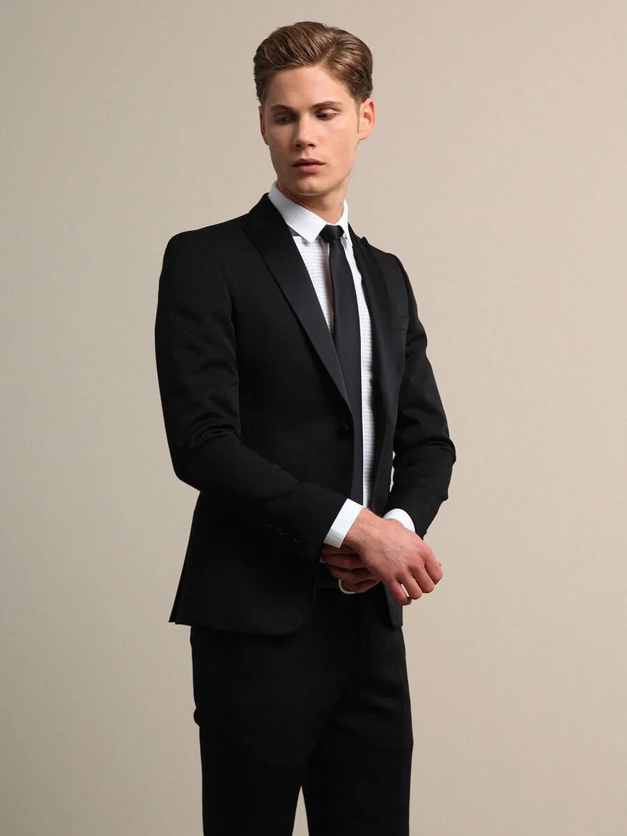 Black Plain Slim Fit Double Breasted Collar Weaving Tuxedo - 2