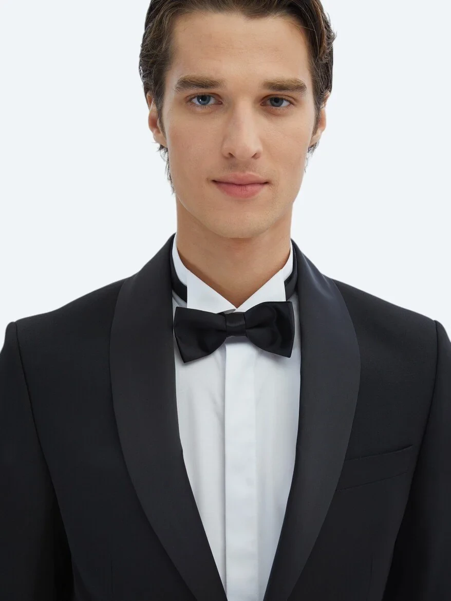 Black Plain Slim Fit Removable Shawl Collar Weaving Tuxedo - 3
