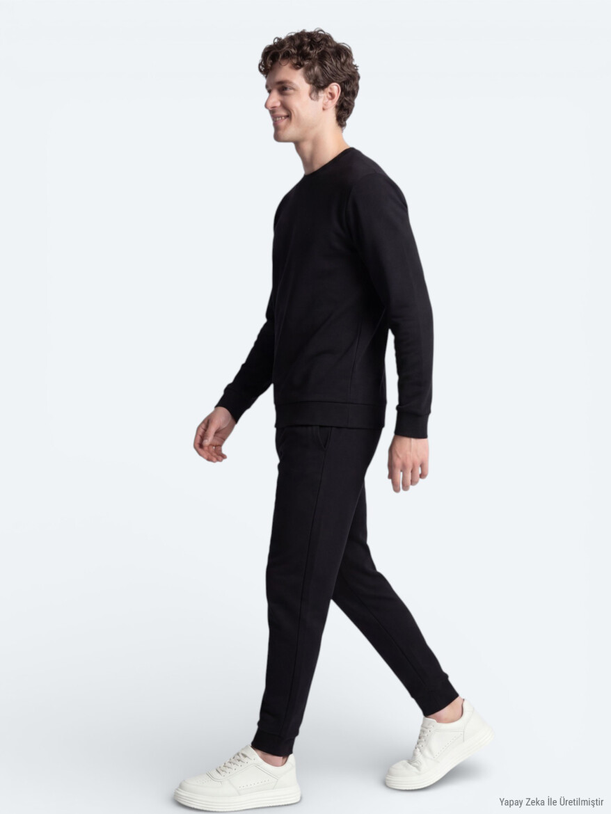 Black Plain Sweatshirt - 2
