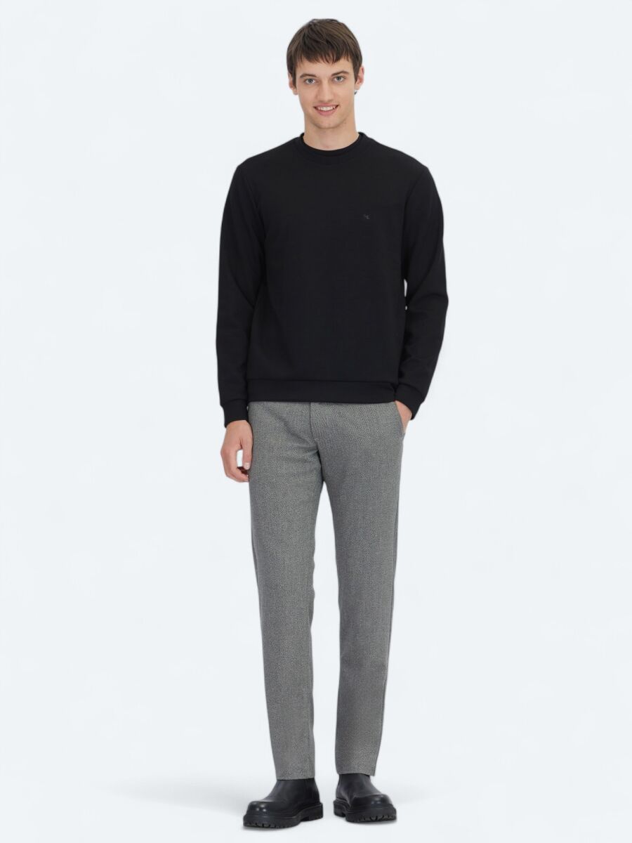 Black Plain Sweatshirt - 2