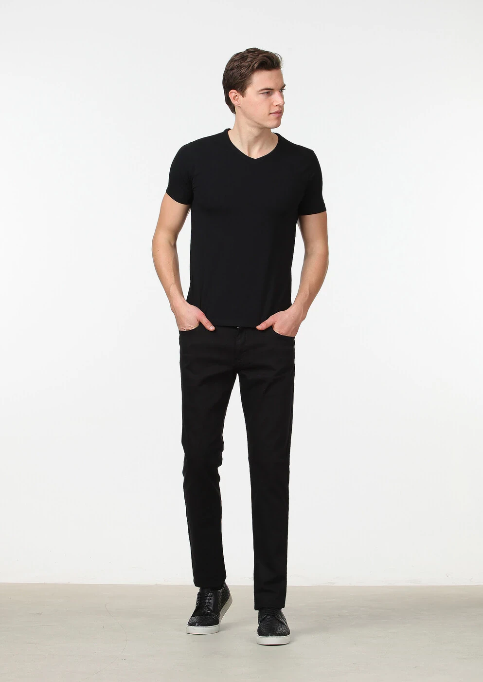 Black Plain V-Neck Cotton Blended T-Shirt - 2