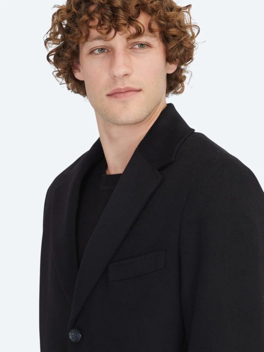 Black Regular Fit Butterfly Collar Classical Weaving Overcoat 