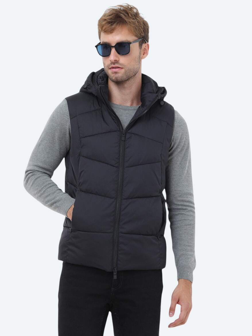 Black Regular Fit Hooded Casual Weaving Puffer Vest - 3