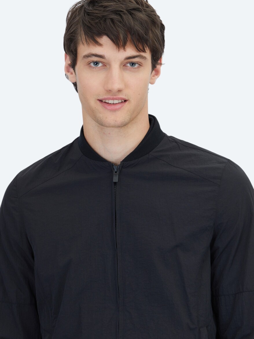 Black Regular Fit Turtleneck Casual Weaving Coat - 4