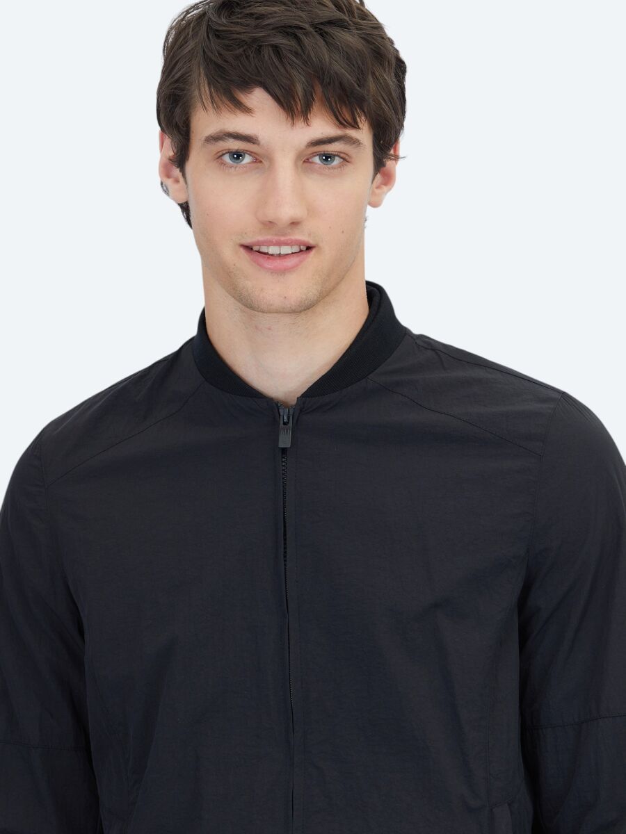 Black Regular Fit Turtleneck Casual Weaving Coat - 4