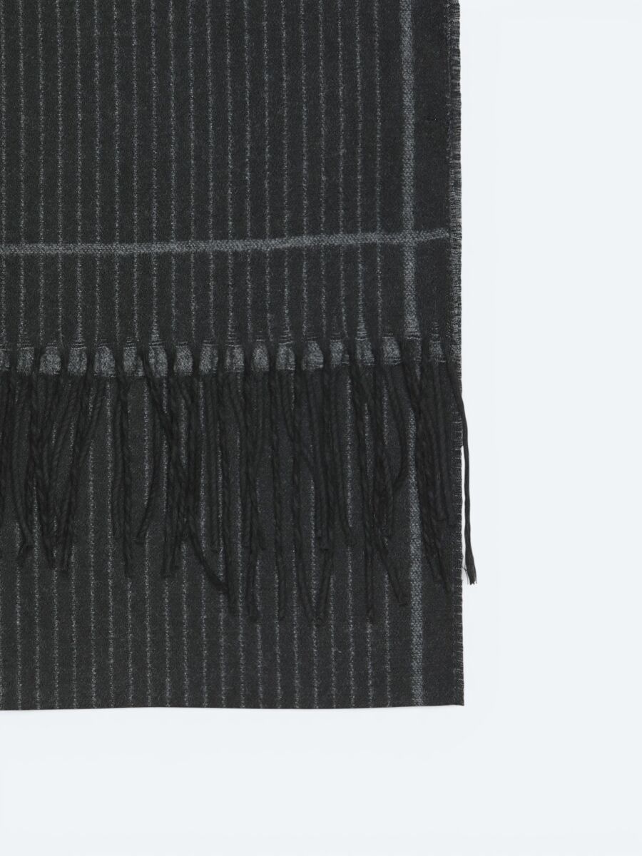 Black Scarf - 2