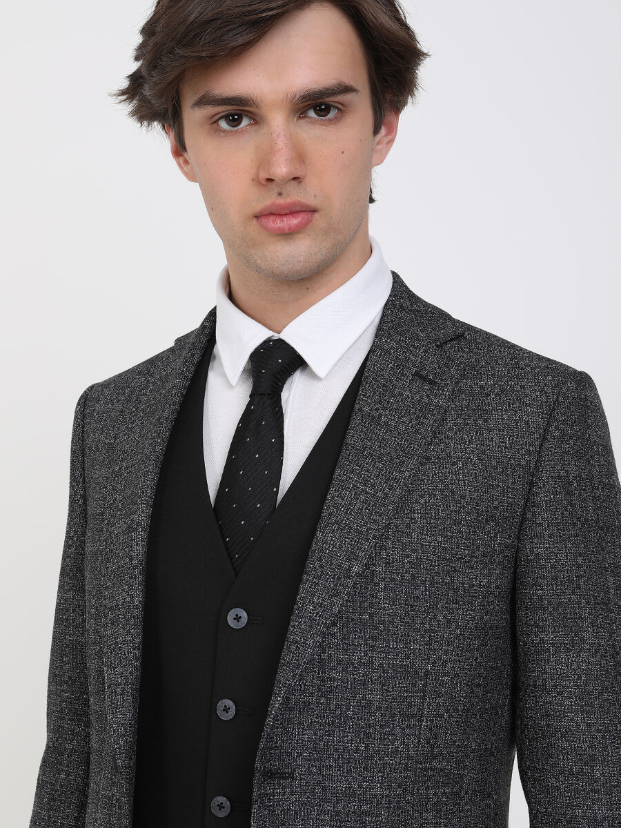 Black Suit With Waistcoat - 3