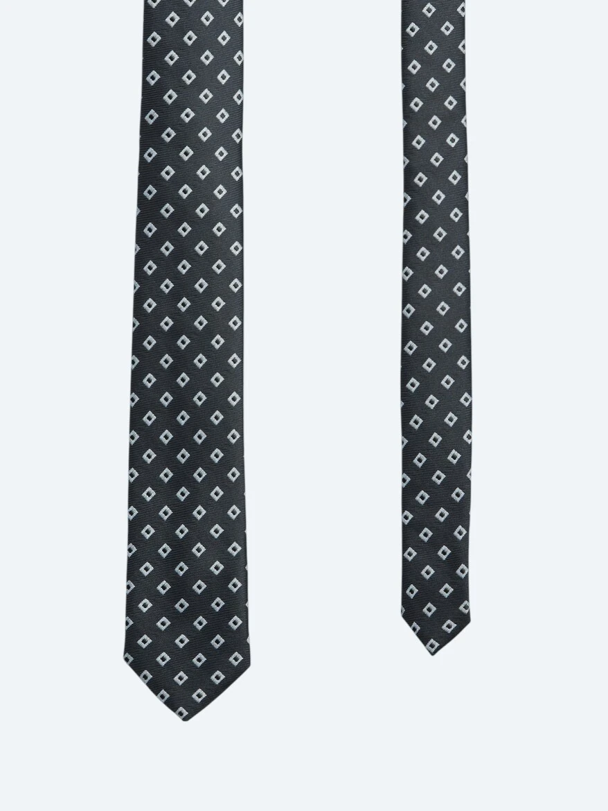 Black Tie 