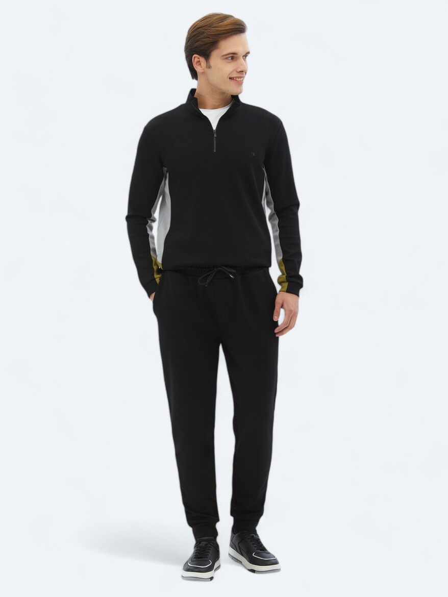 Black Turtleneck Plain Sweatshirt - 2