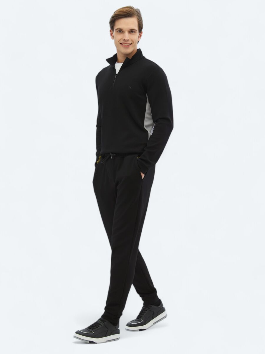 Black Turtleneck Plain Sweatshirt - 3