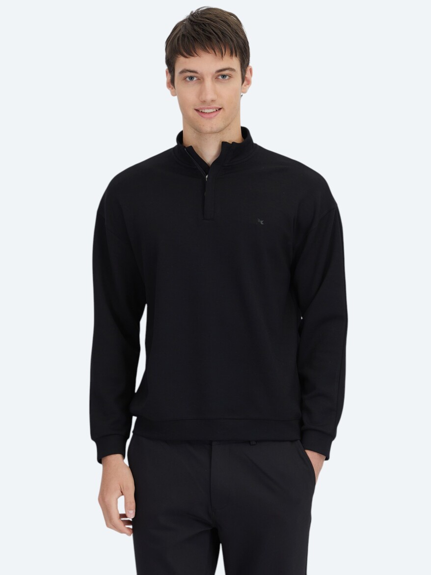 Black Turtleneck Plain Sweatshirt - 1