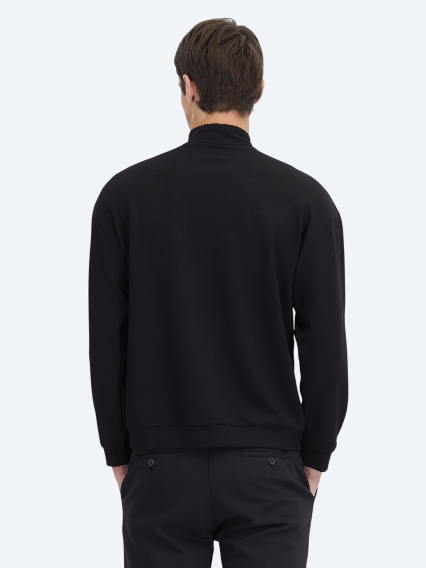 Black Turtleneck Plain Sweatshirt - 6
