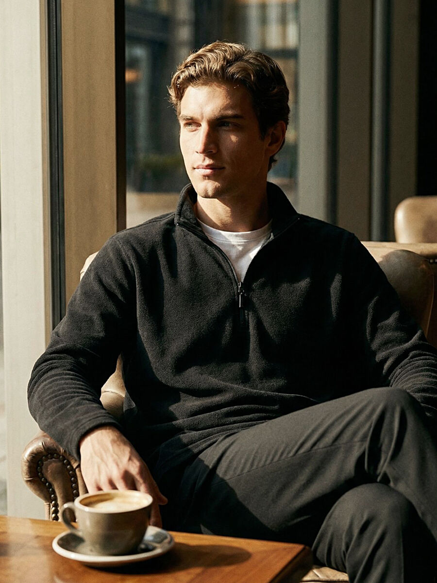 Black Turtleneck Plain Sweatshirt - 4