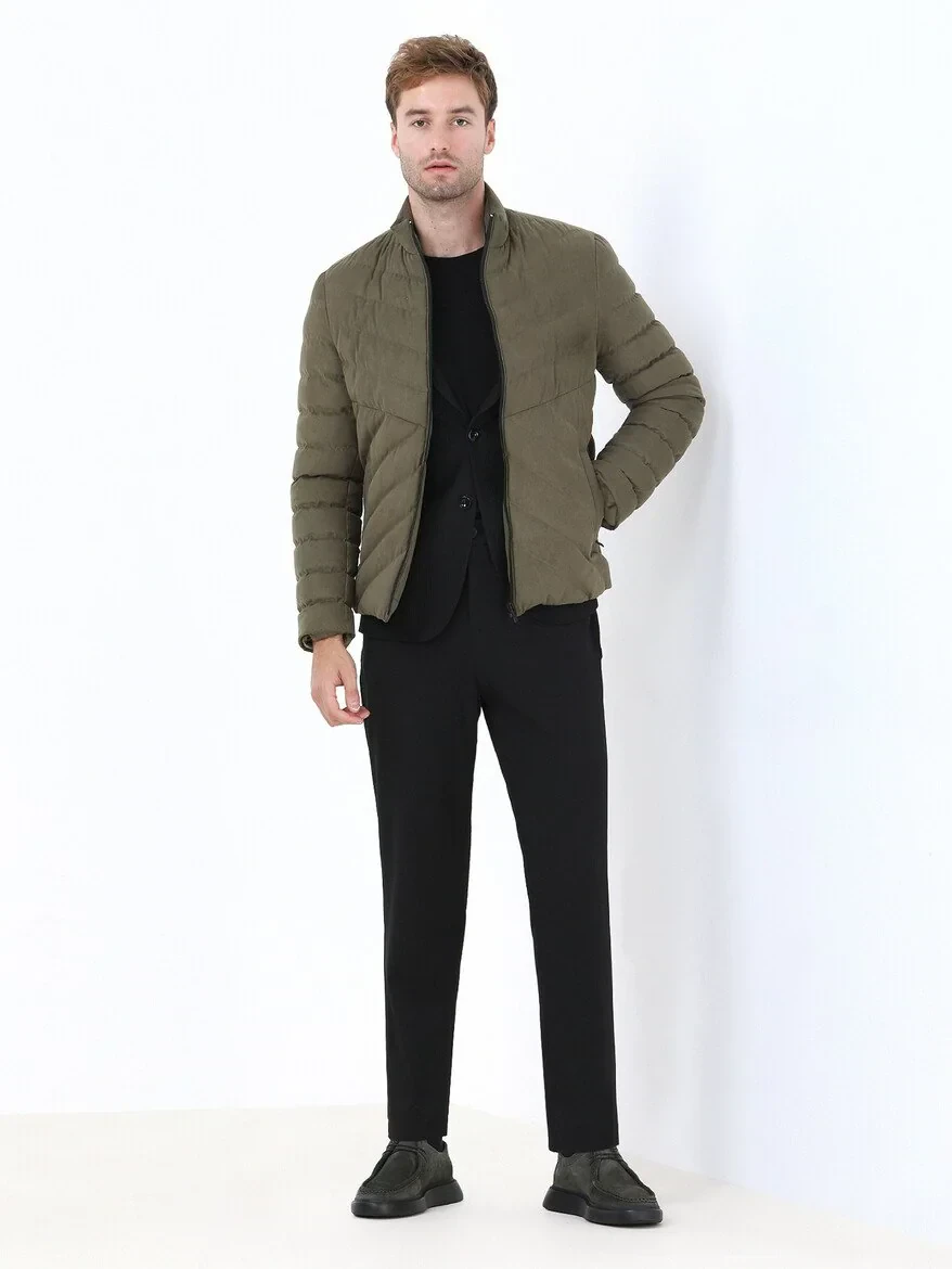 Black Weaving Carrot Fit Casual Trousers - 3