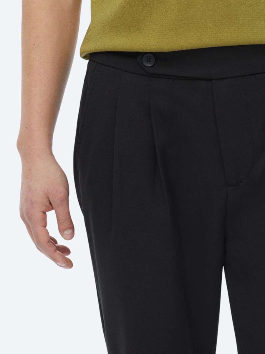 Black Weaving Carrot Fit Smart Casual Trousers - 3