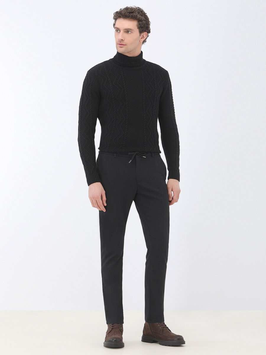 Black Weaving Jogging Fit Casual Cotton Blended Trousers - 2