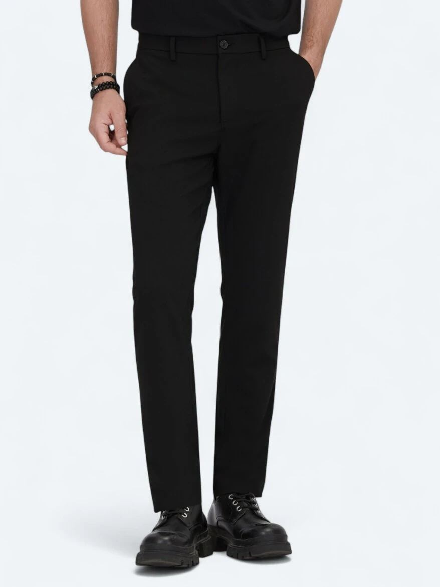 Black Weaving Jogging Fit Casual Trousers - 4