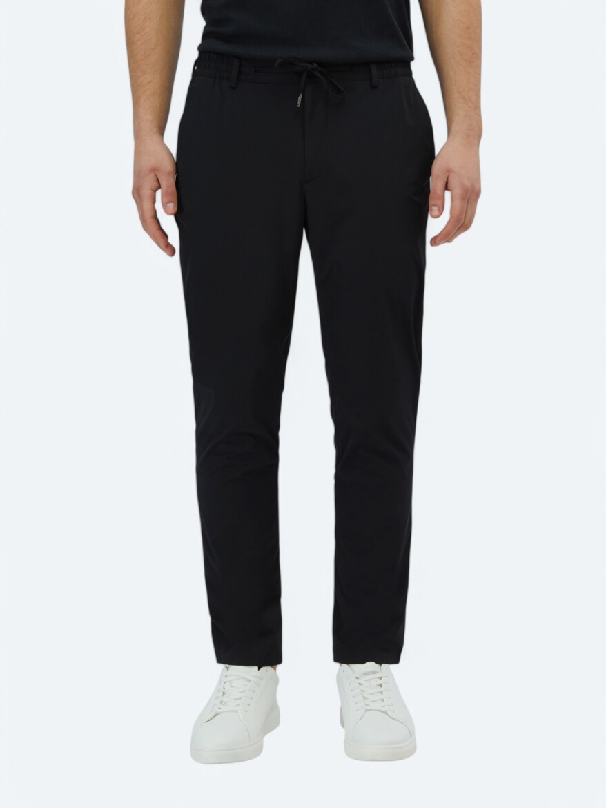 Black Weaving Jogging Fit Casual Trousers 
