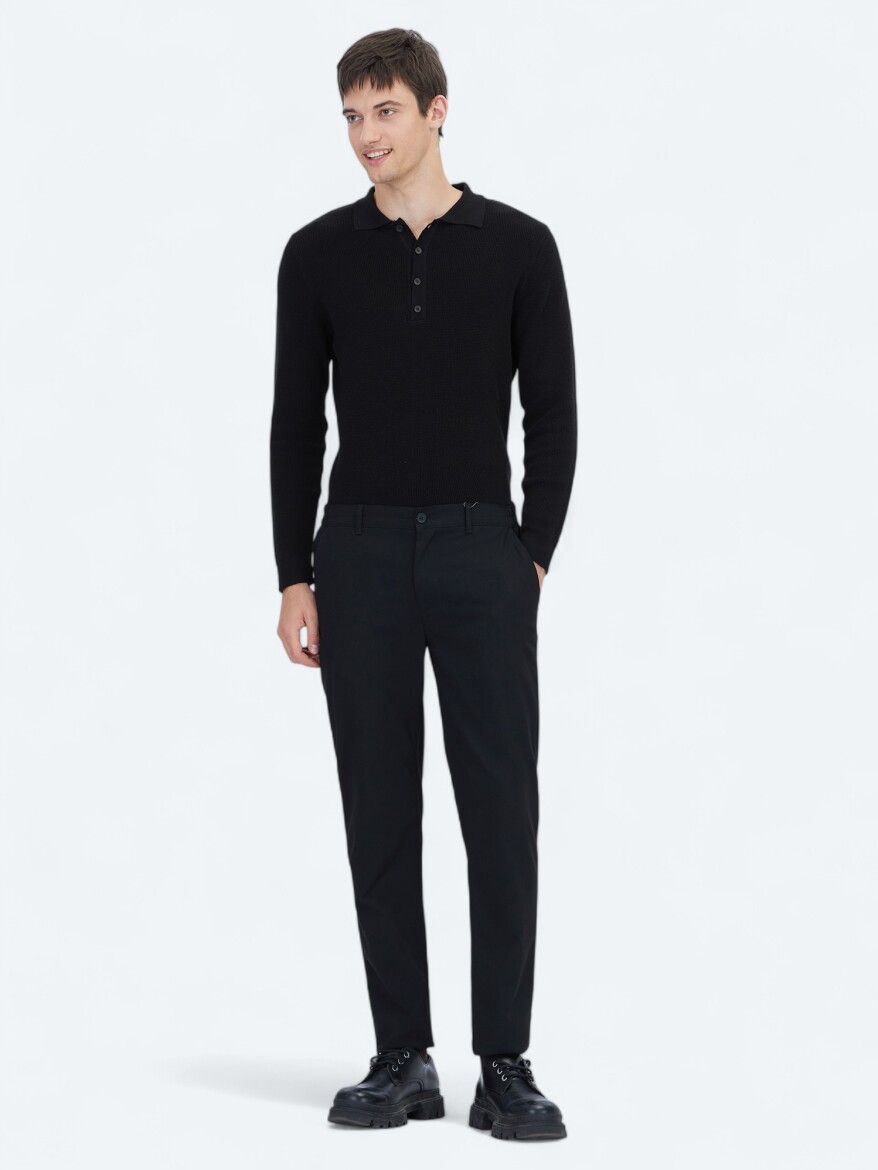 Black Weaving Jogging Fit Casual Trousers - KİP