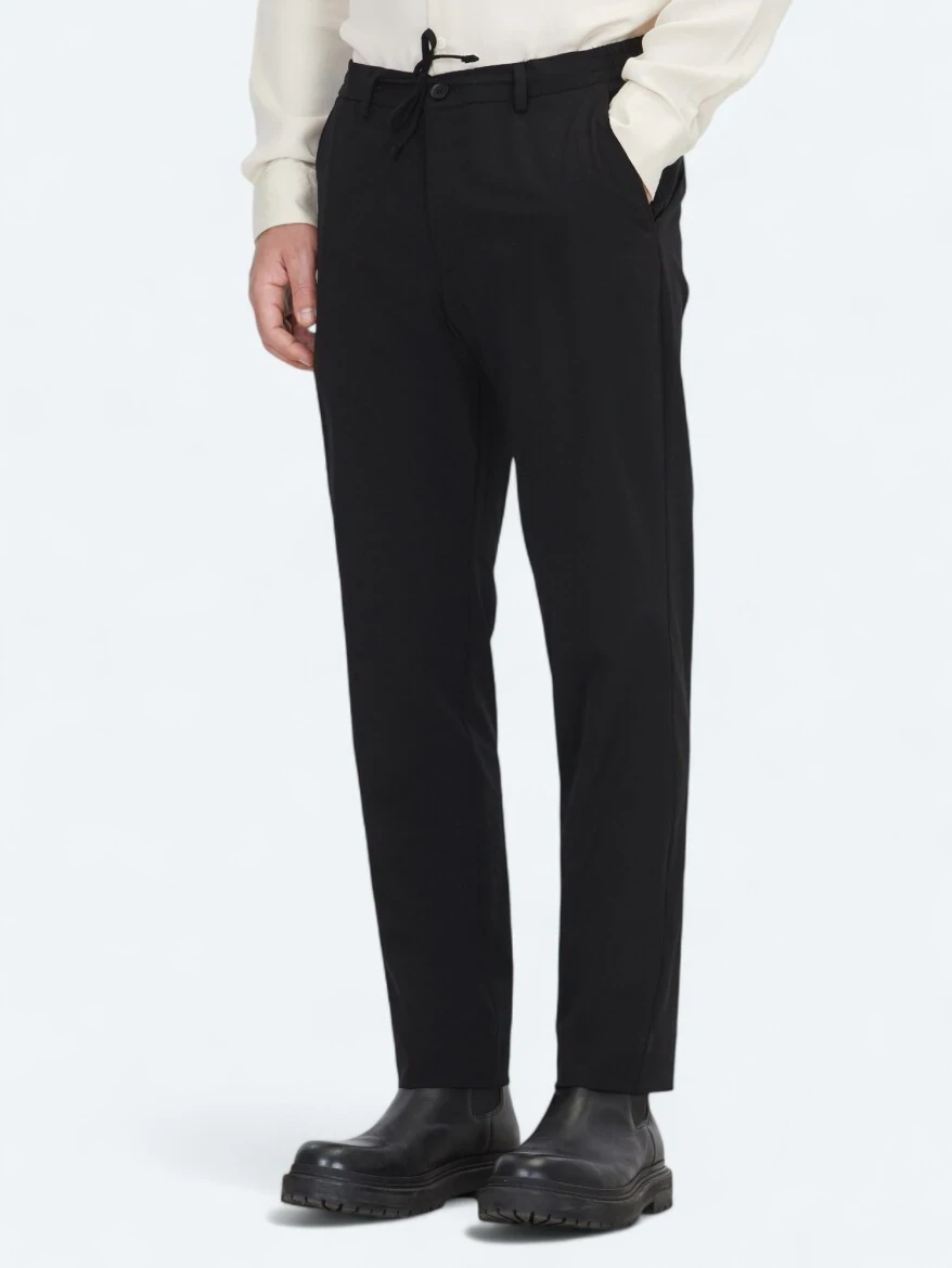 Black Weaving Jogging Fit Casual Trousers 