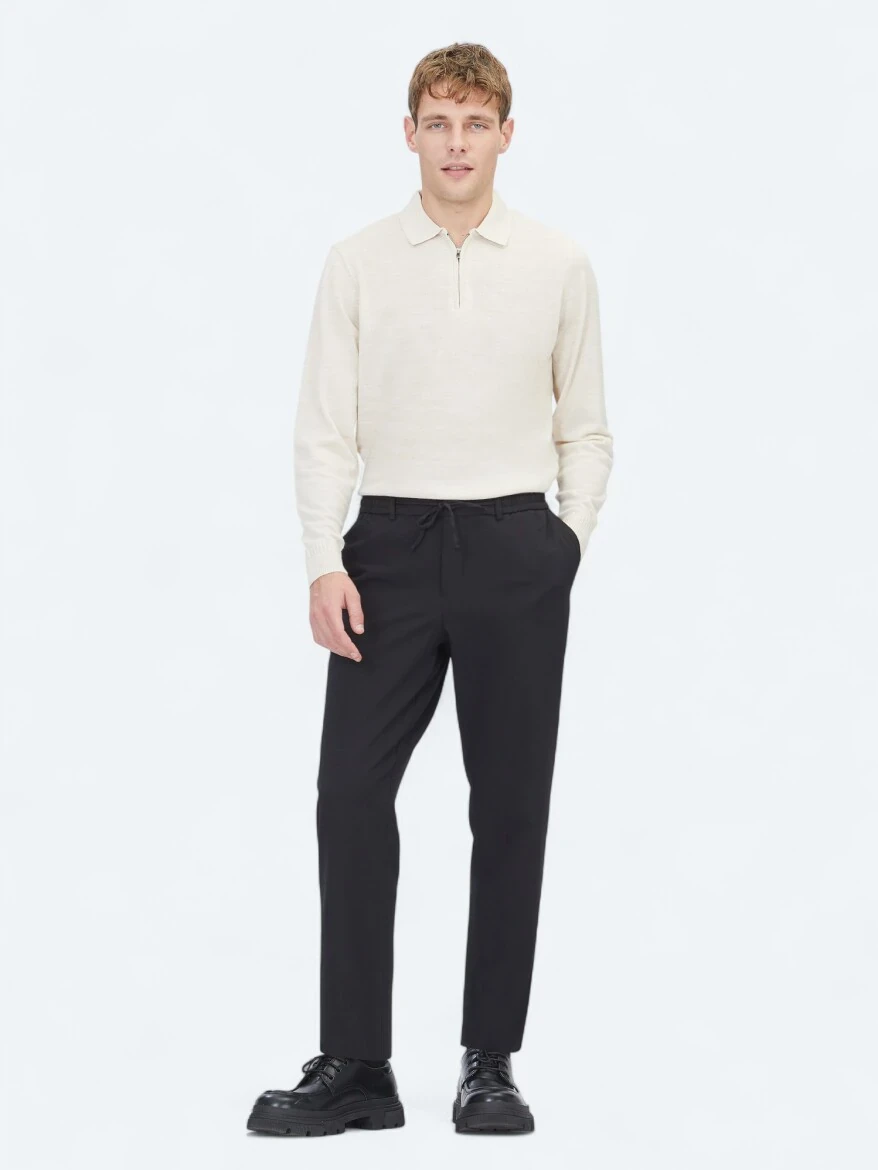 Black Weaving Jogging Fit Casual Trousers - KİP