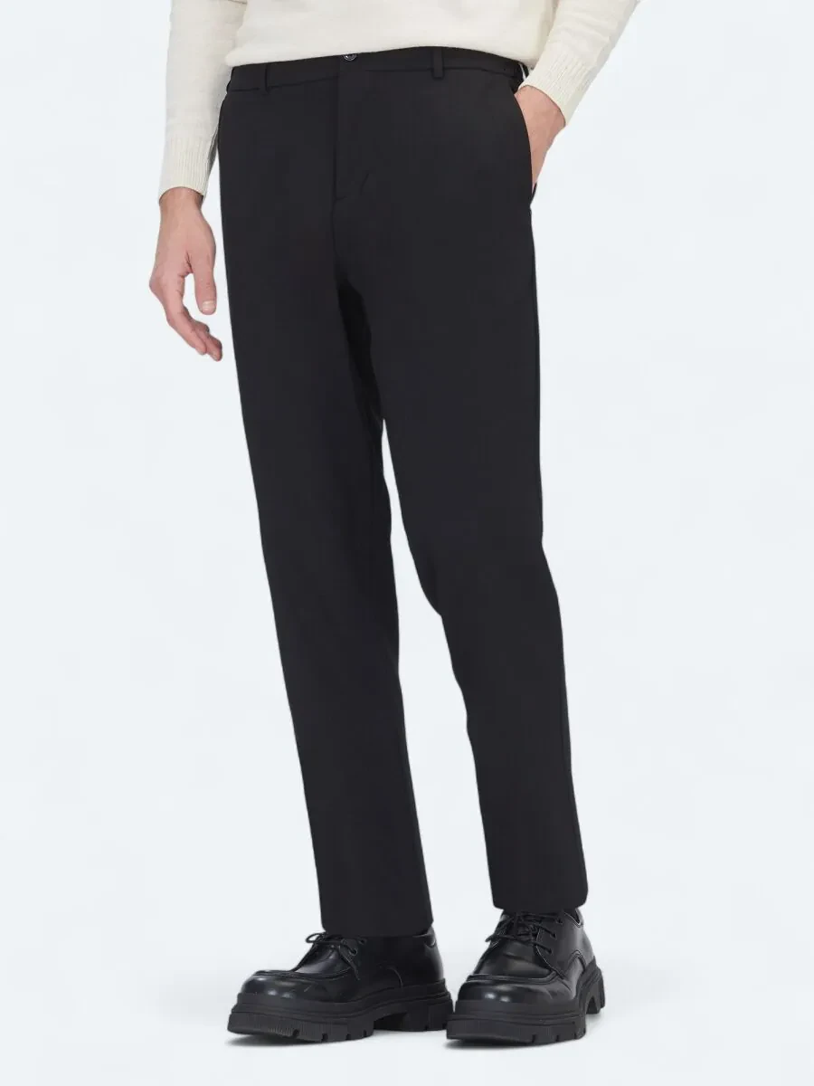 Black Weaving Jogging Fit Casual Trousers - 3