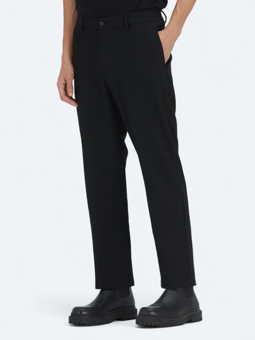 Black Weaving Jogging Fit Casual Trousers - KİP