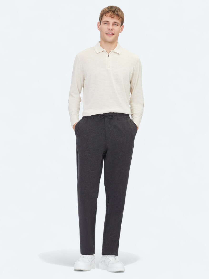 Black Weaving Jogging Fit Casual Trousers - KİP