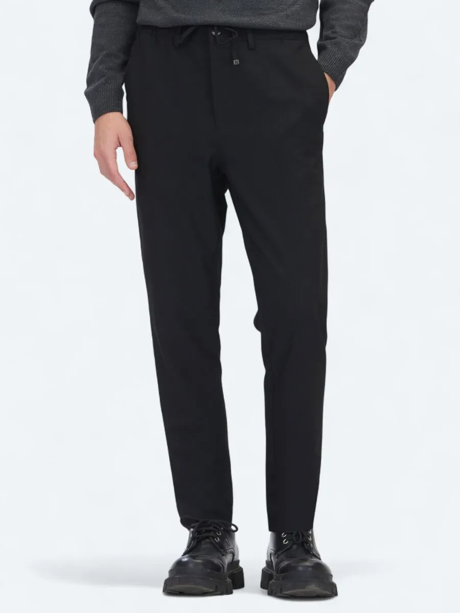 Black Weaving Jogging Fit Casual Trousers - 2