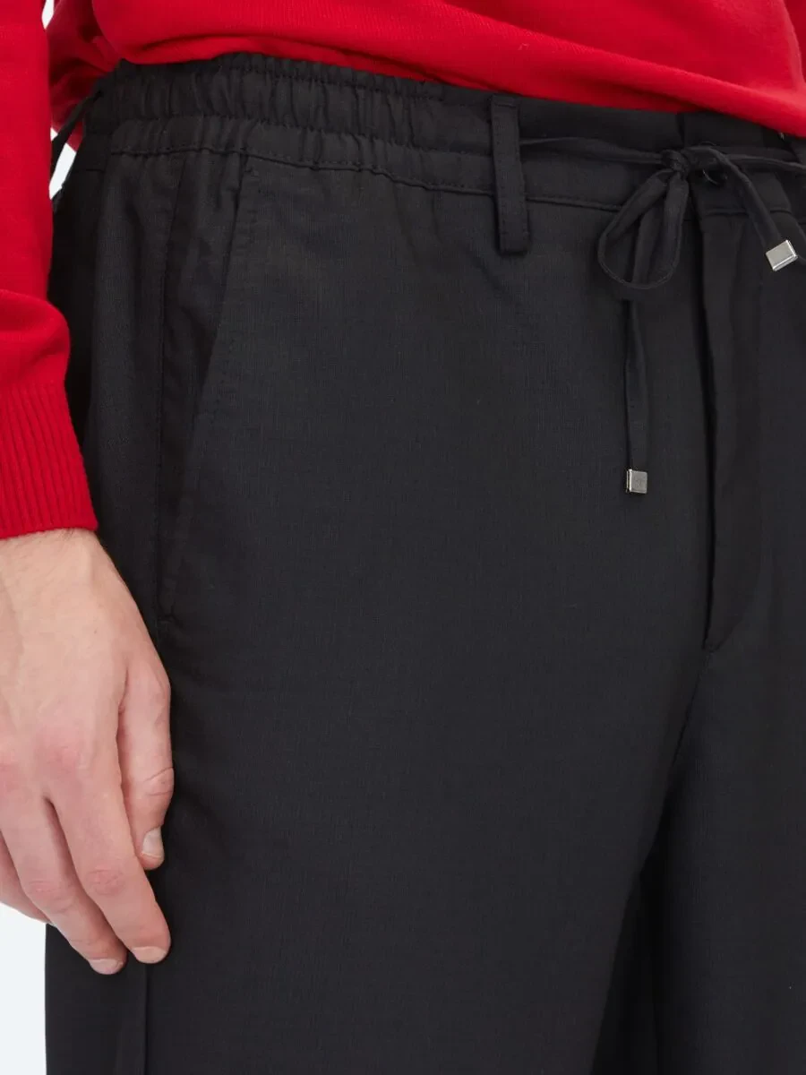 Black Weaving Jogging Fit Casual Trousers - 4