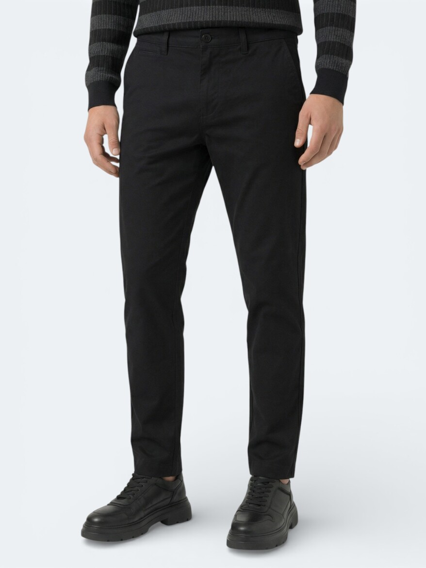 Black Weaving Jogging Fit Casual Trousers - 2