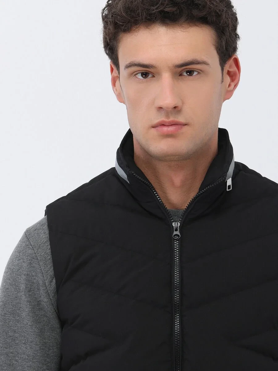 Black Weaving Puffer Vest - 3