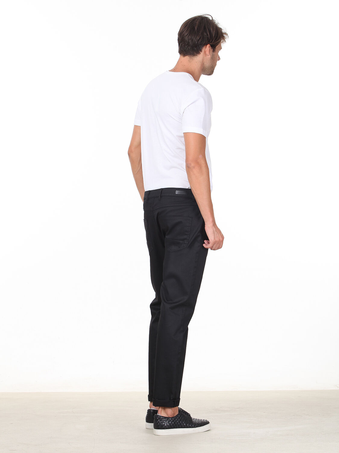 Black Weaving Regular Fit Casual Cotton Blended Trousers - 4