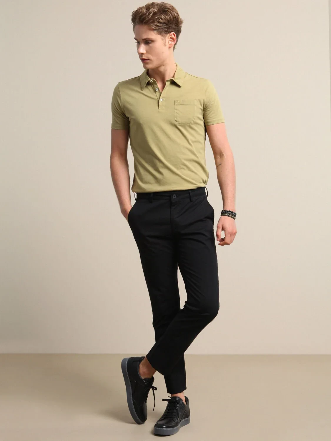 Black Weaving Regular Fit Casual Cotton Blended Trousers - 1