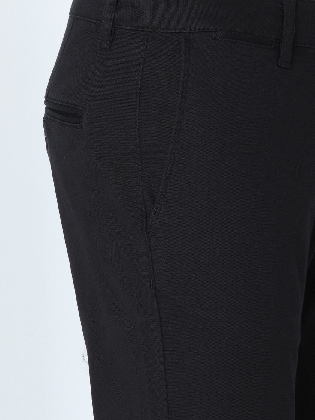 Black Weaving Regular Fit Casual Cotton Blended Trousers - 2
