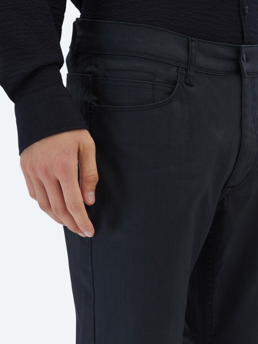 Black Weaving Slim Fit Casual Cotton Blended Trousers - 3