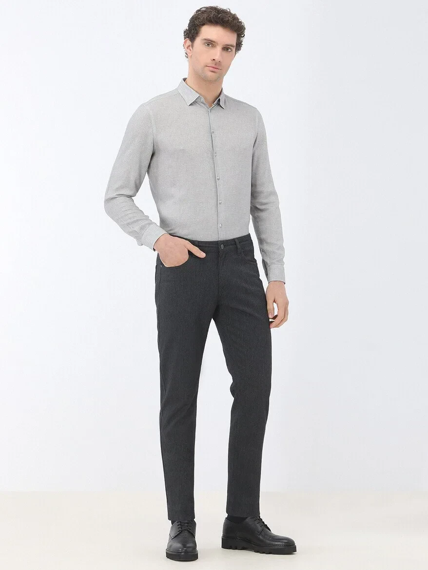 Black Weaving Slim Fit Casual Cotton Blended Trousers - 2