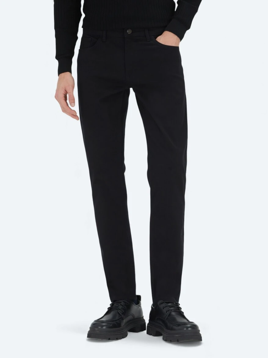 Black Weaving Slim Fit Casual Cotton Blended Trousers 