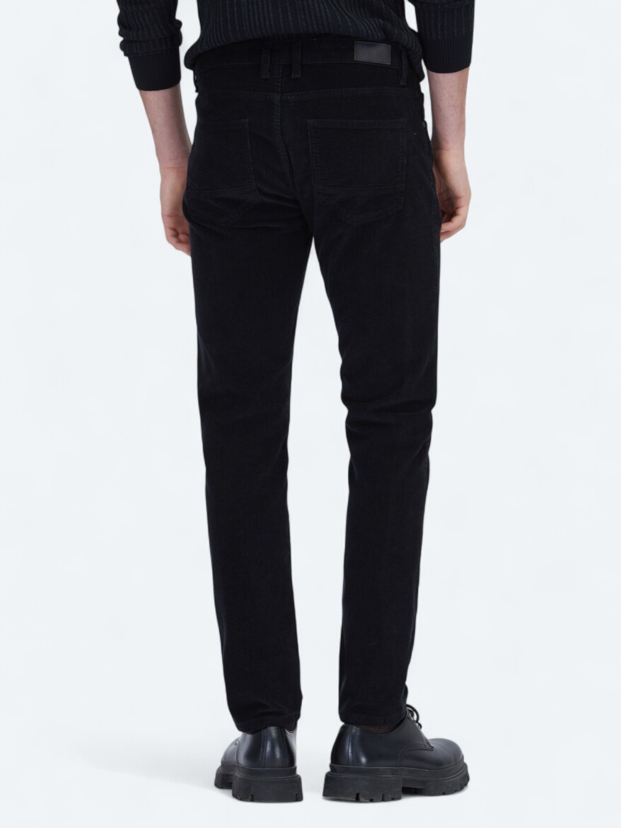 Black Weaving Slim Fit Casual Cotton Blended Trousers - 4