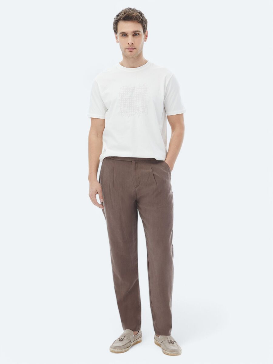 Brown Weaving Carrot Fit Casual Trousers - 1