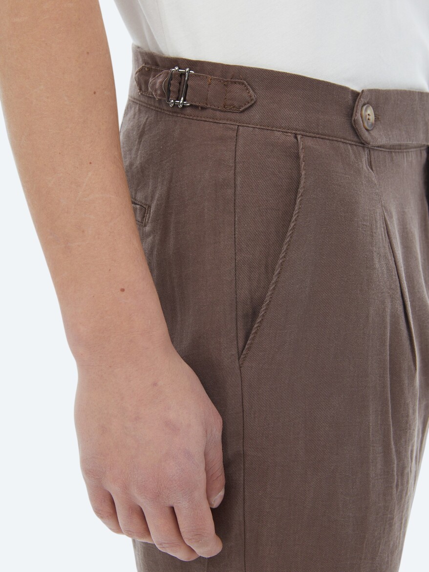 Brown Weaving Carrot Fit Casual Trousers - 4