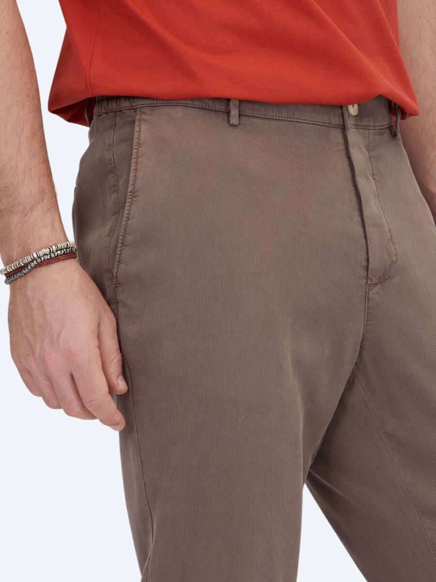 Brown Weaving Jogging Fit Casual Cotton Blended Trousers - 3