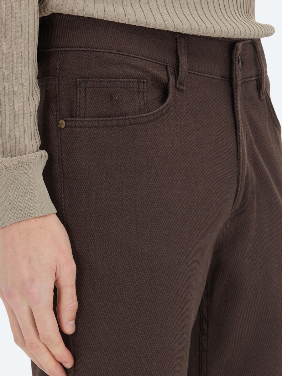 Brown Weaving Regular Fit Casual Cotton Blended Trousers - 3