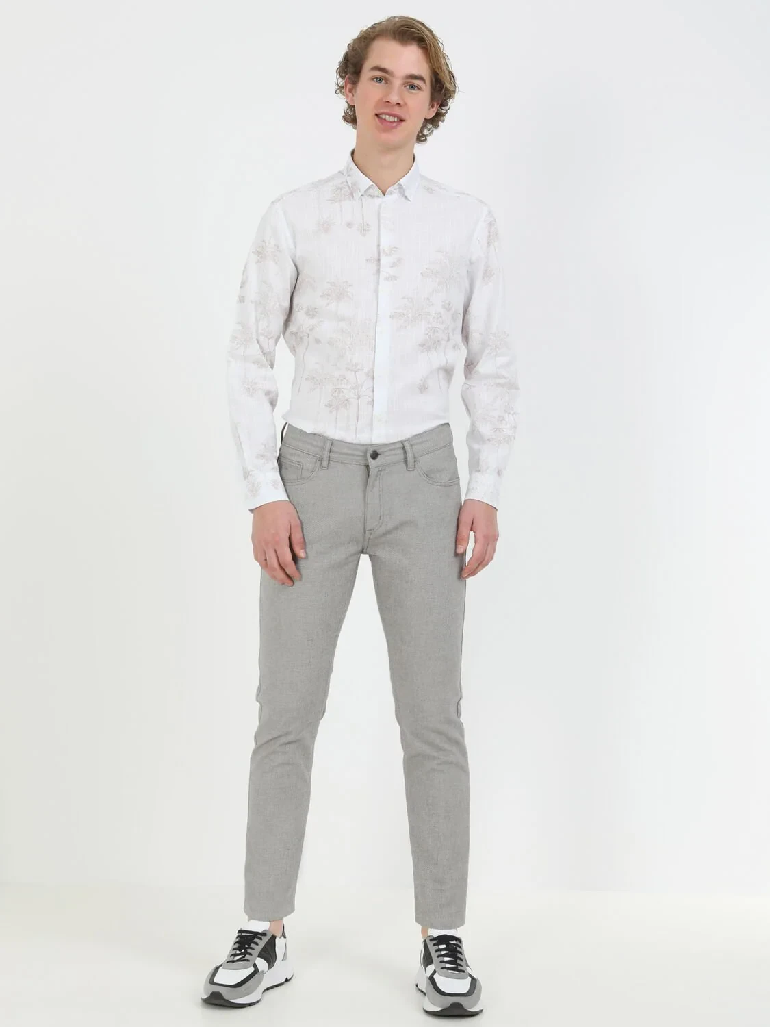 Brown Weaving Slim Fit Casual Cotton Blended Trousers - 1