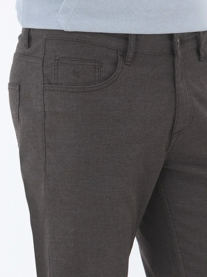 Brown Weaving Slim Fit Casual Cotton Blended Trousers - 4